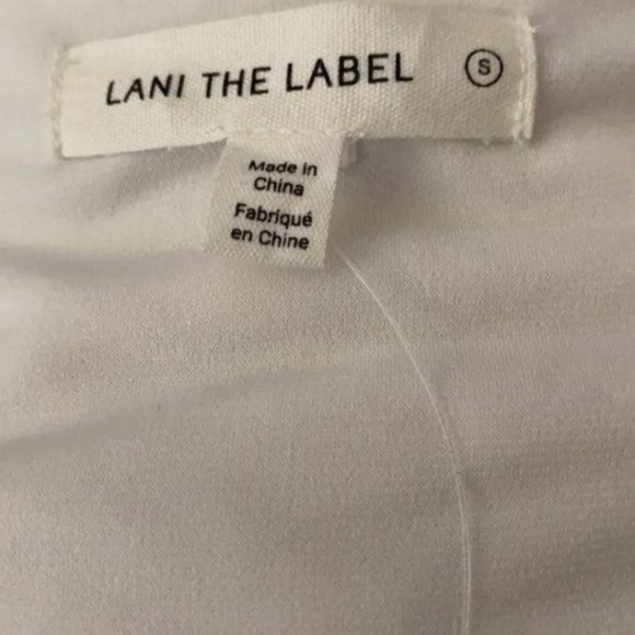 Lani The Label Twisted Cutout Top NWT size small - Picture 5 of 6